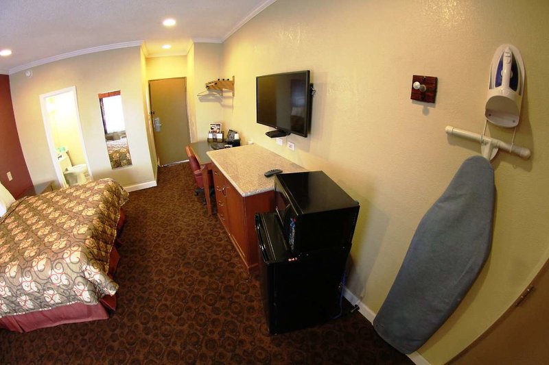 Budget Inn Of Hayward - 1007