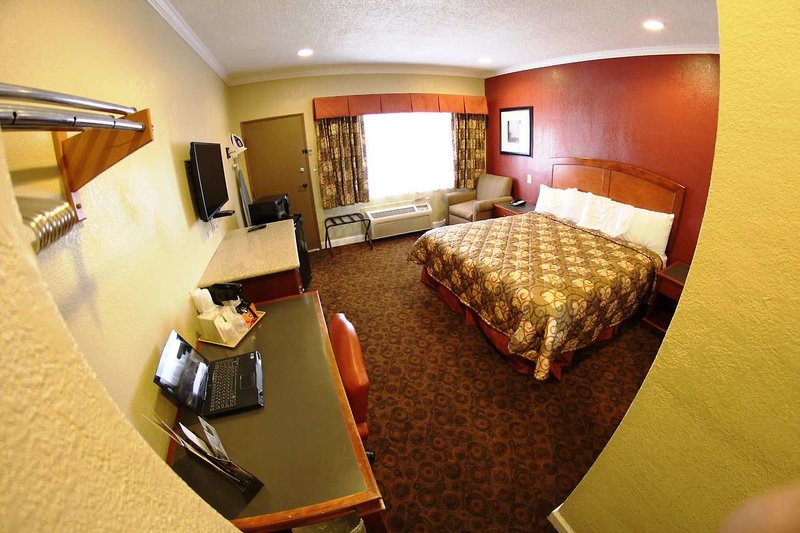 Budget Inn Of Hayward - 1007