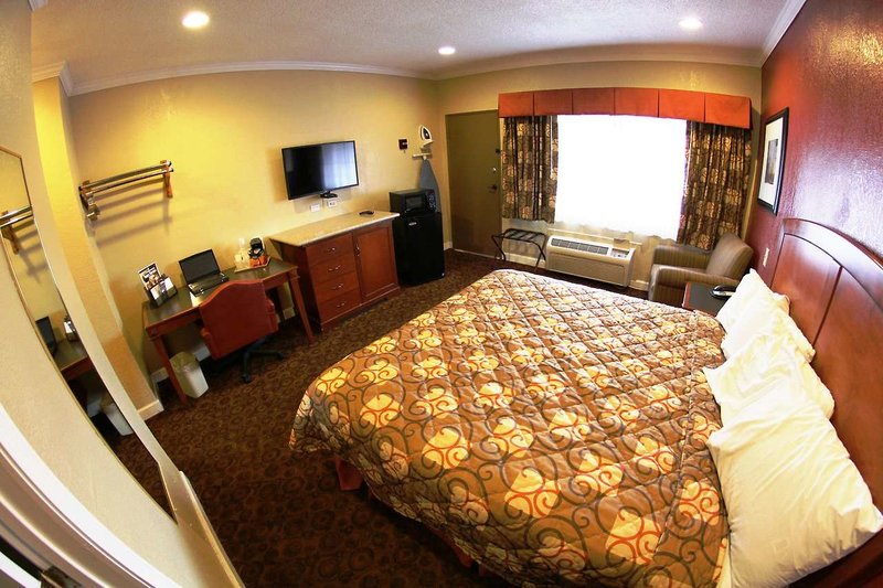 Budget Inn Of Hayward - 1007