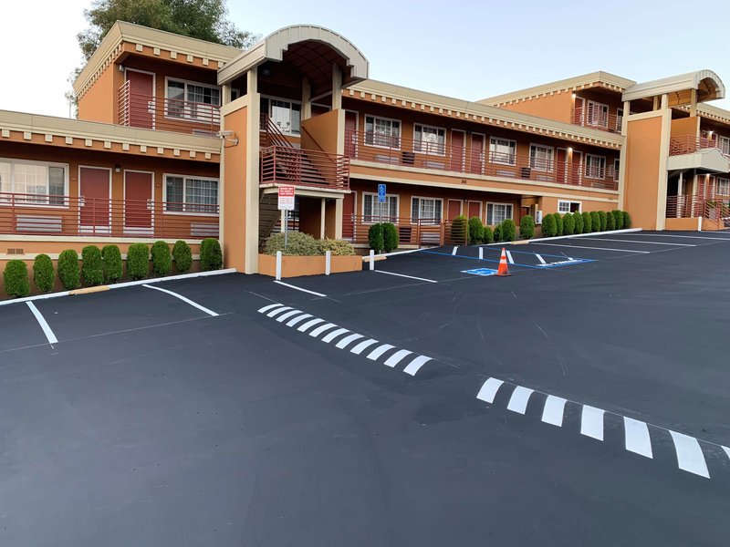Budget Inn Of Hayward - 1007