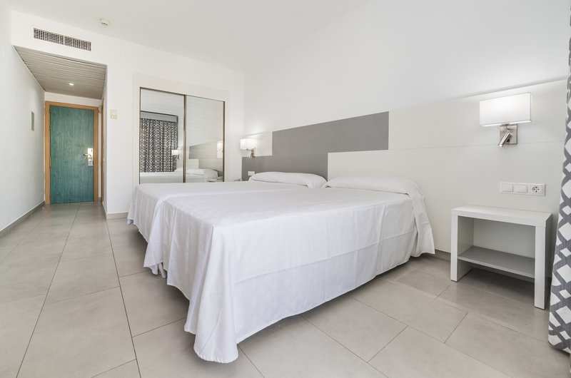 Globales Los Patos Park - 420