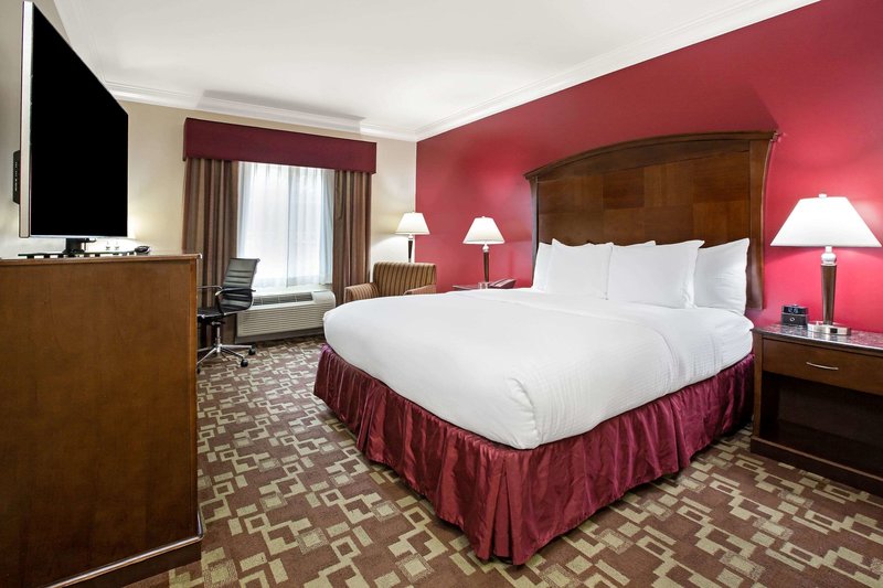 La Quinta Inn & Suites Moreno Valley - 1013