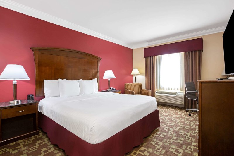 La Quinta Inn & Suites Moreno Valley - 1013