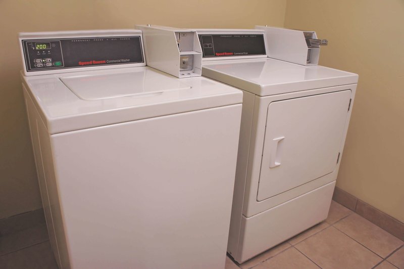 La Quinta Inn & Suites Moreno Valley - 1013