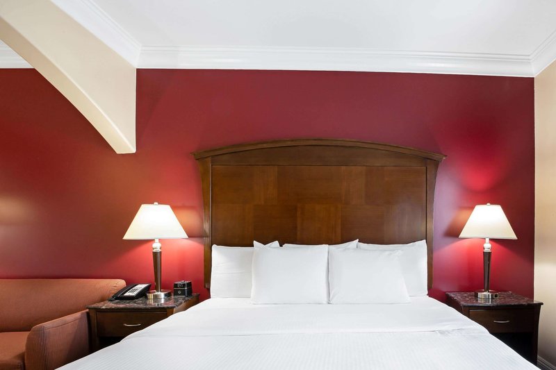 La Quinta Inn & Suites Moreno Valley - 1013