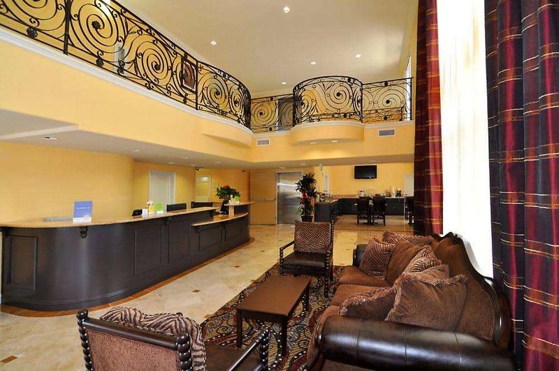 La Quinta Inn & Suites Moreno Valley - 1013