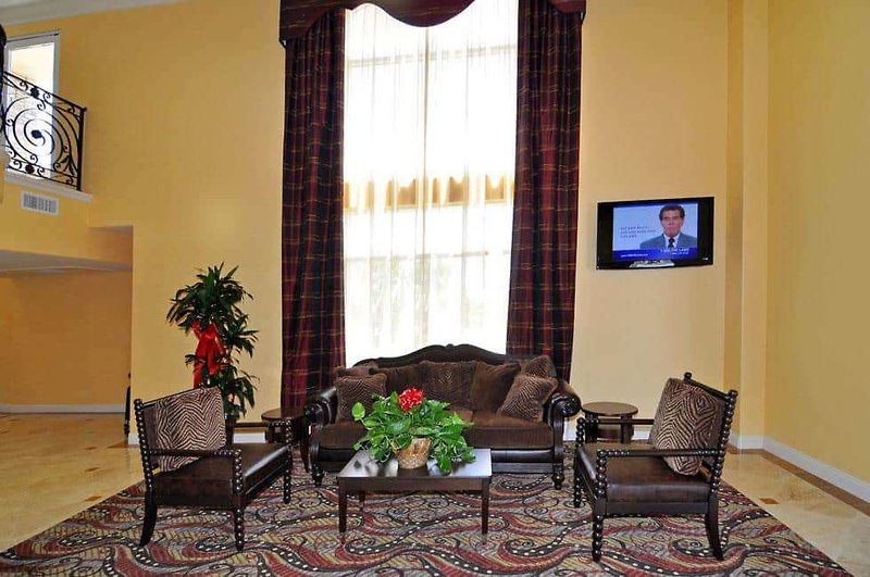 La Quinta Inn & Suites Moreno Valley - 1013