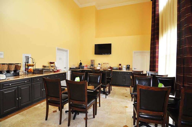 La Quinta Inn & Suites Moreno Valley - 1013