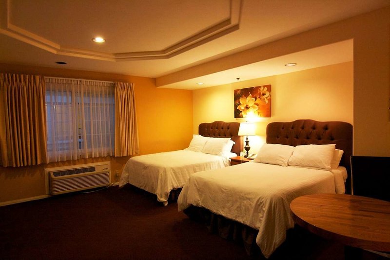 Wilshire Crest - 1024