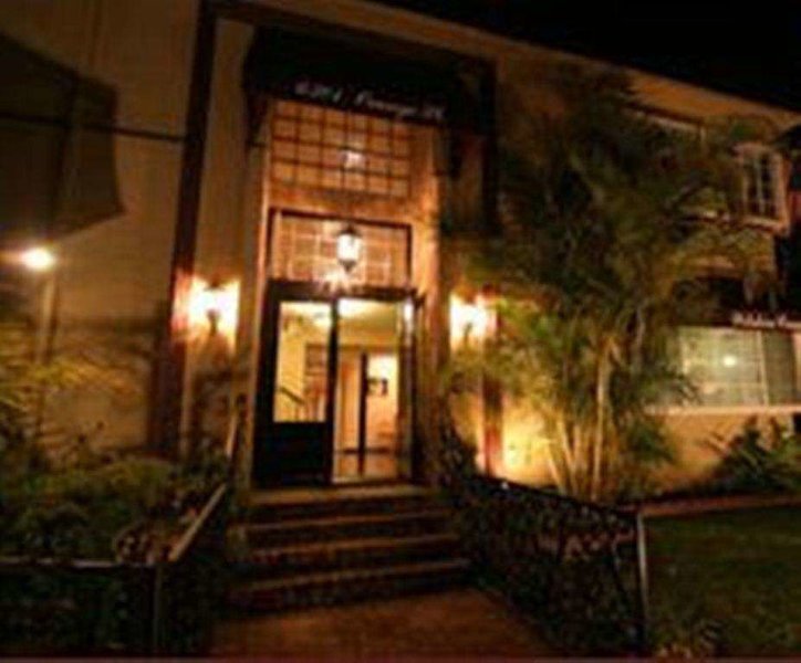 Wilshire Crest - 1024