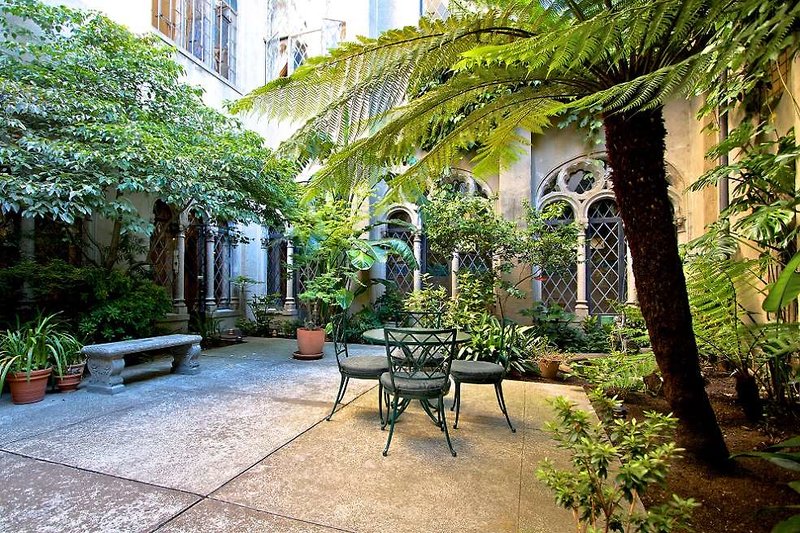 The Berkeley City Club - 1034