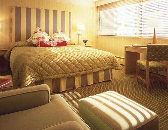 Pacific Palisades - 641