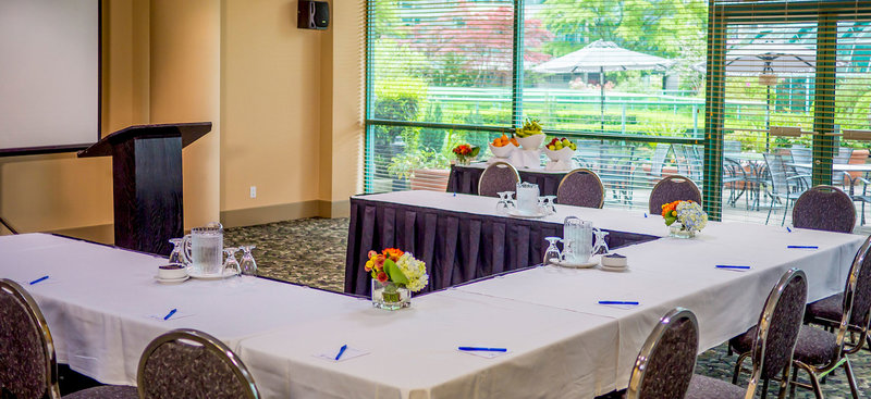 Rosedale On Robson Suite - 642