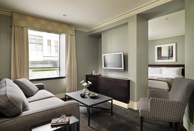 St. Regis - 643