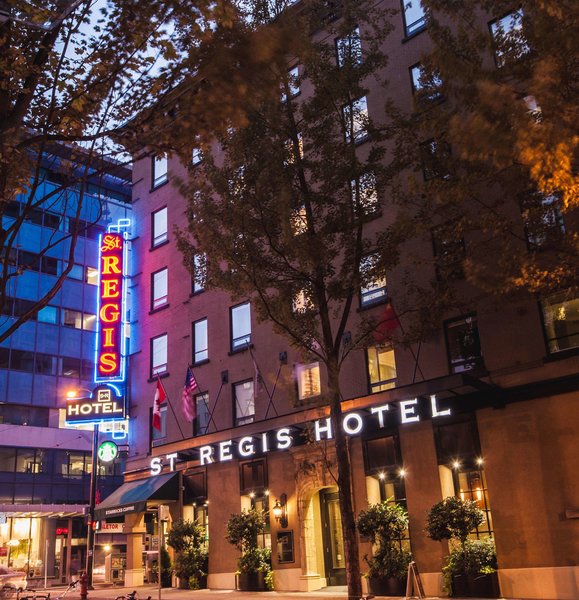 St. Regis - 643