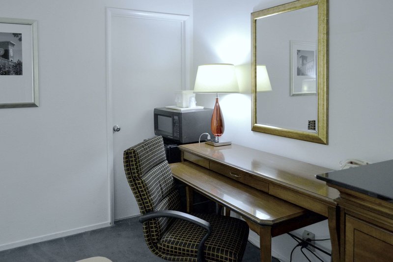 Rodeway Inn & Suites San Francisco - 1039