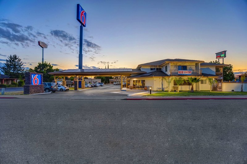 Motel 6 Anderson - Redding Airport - 1042