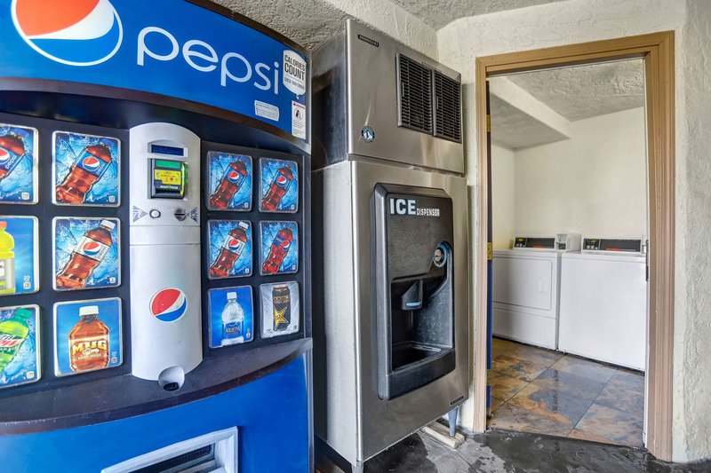 Motel 6 Anderson - Redding Airport - 1042