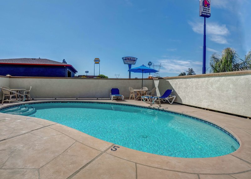 Motel 6 Anderson - Redding Airport - 1042