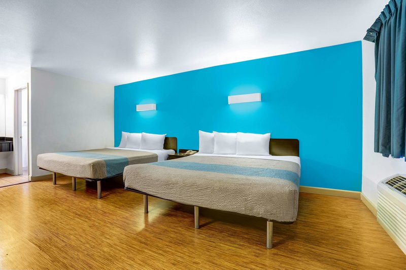 Motel 6 Anderson - Redding Airport - 1042