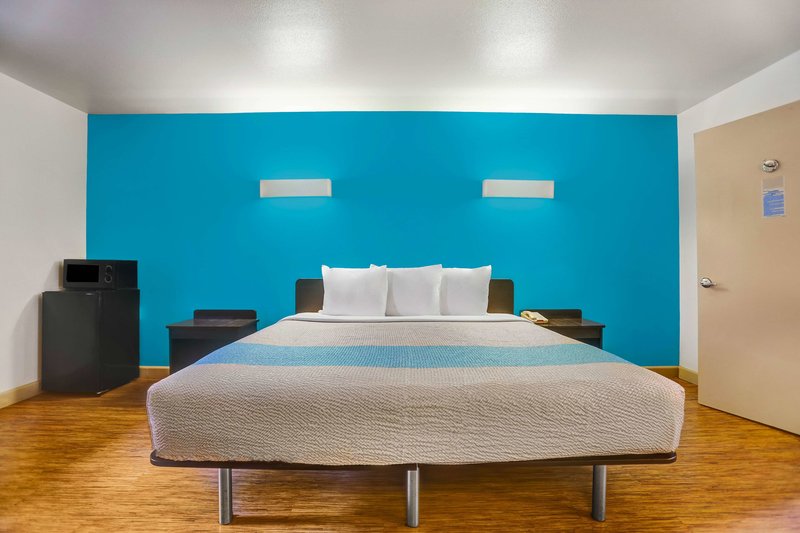 Motel 6 Anderson - Redding Airport - 1042