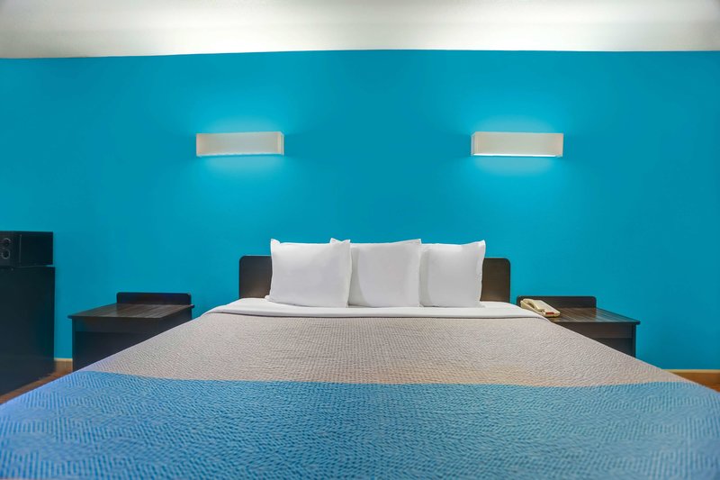 Motel 6 Anderson - Redding Airport - 1042