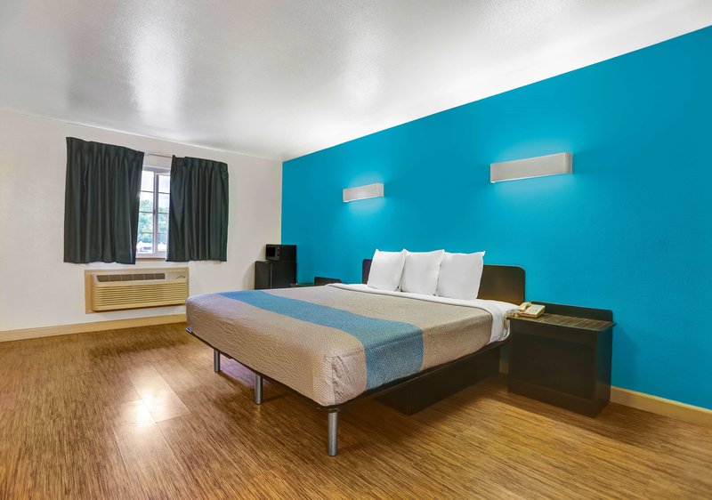 Motel 6 Anderson - Redding Airport - 1042