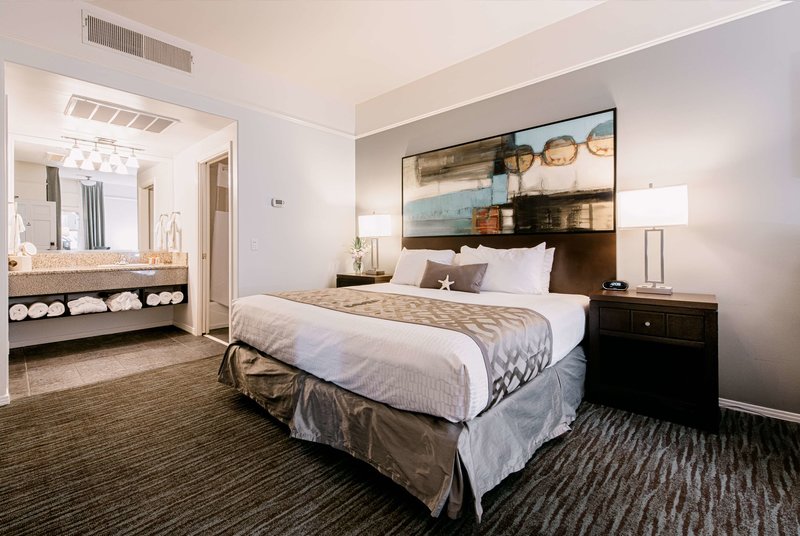 Tamarack Beach Resort Hotel - 1045