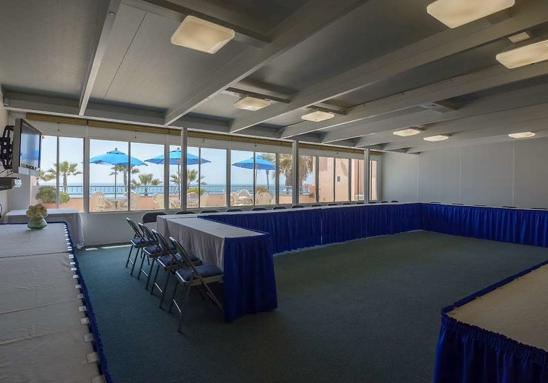 Tamarack Beach Resort Hotel - 1045