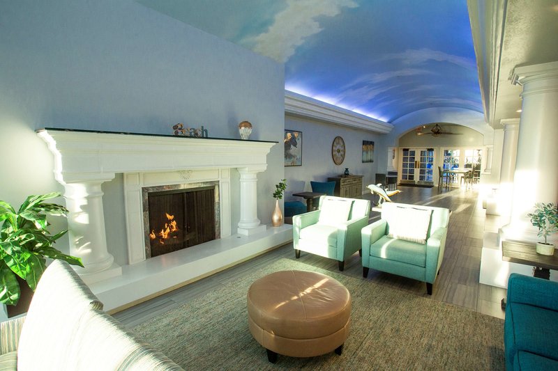 Tamarack Beach Resort Hotel - 1045