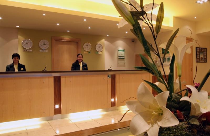 Holiday Inn Cambridge - 650