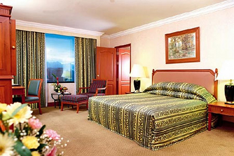 Golden Tulip Sovereign Bangkok - 428