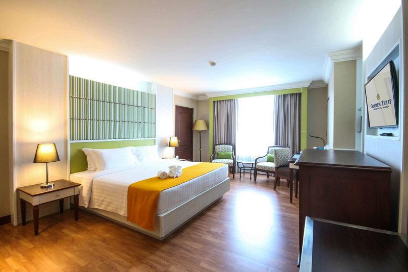 Golden Tulip Sovereign Bangkok - 428