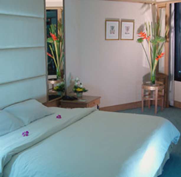 Rembrandt Hotel & Suites - 429