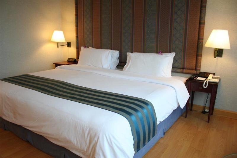 The Four Wings - 434