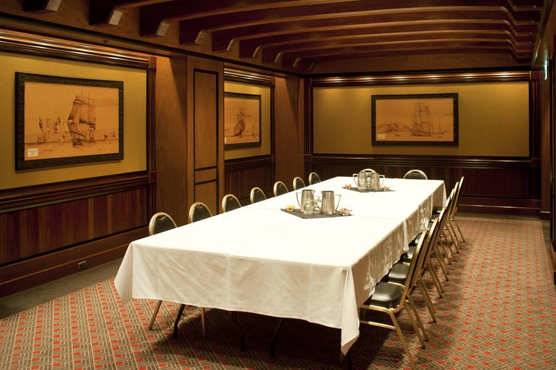 The Hotel Captain Cook - 671