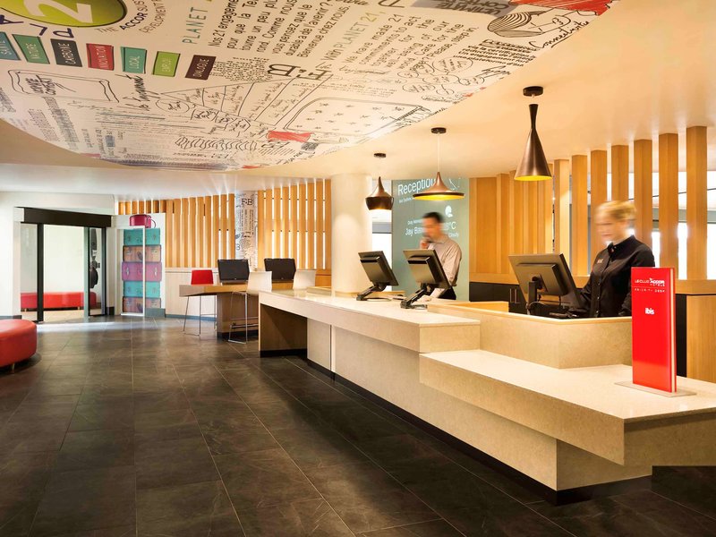 Ibis Sydney Airport - 672