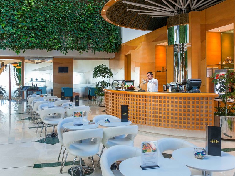 Mercure Grand Jebel Hafeet Al Ain Hotel - 674