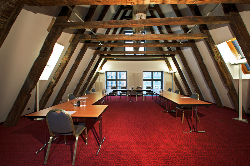 Pentahotel Rostock - 675