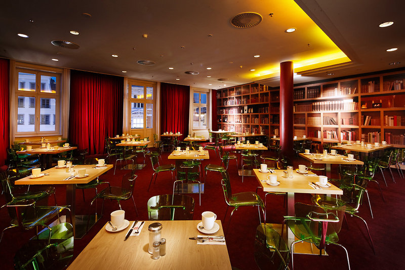 Pentahotel Rostock - 675