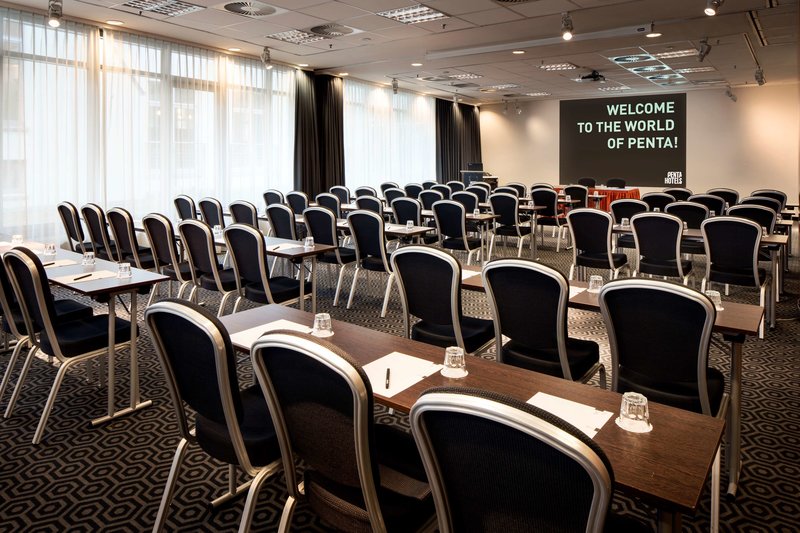 Pentahotel Rostock - 675