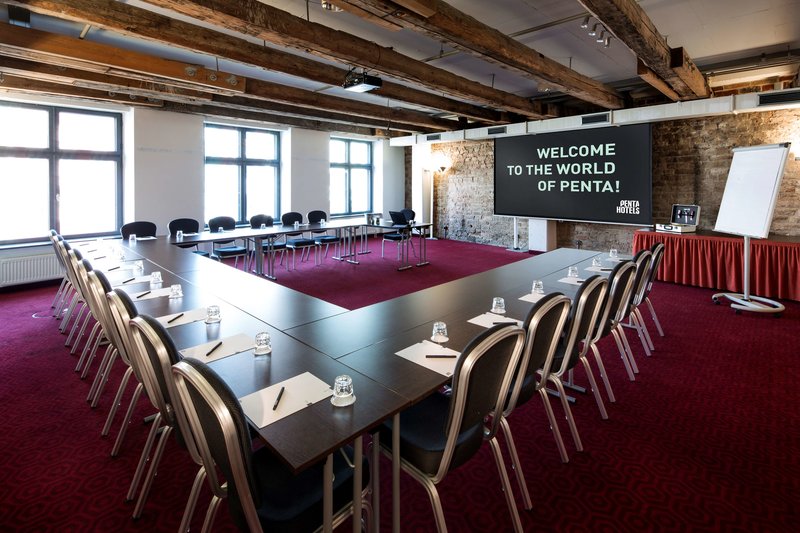 Pentahotel Rostock - 675