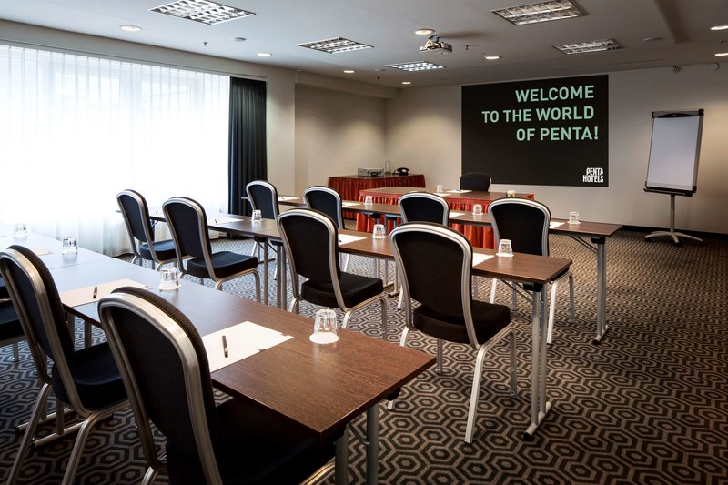 Pentahotel Rostock - 675