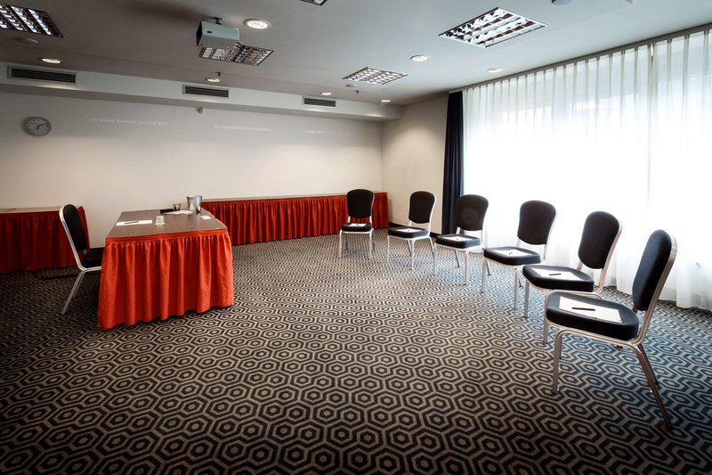 Pentahotel Rostock - 675