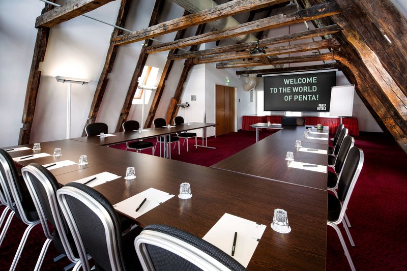 Pentahotel Rostock - 675