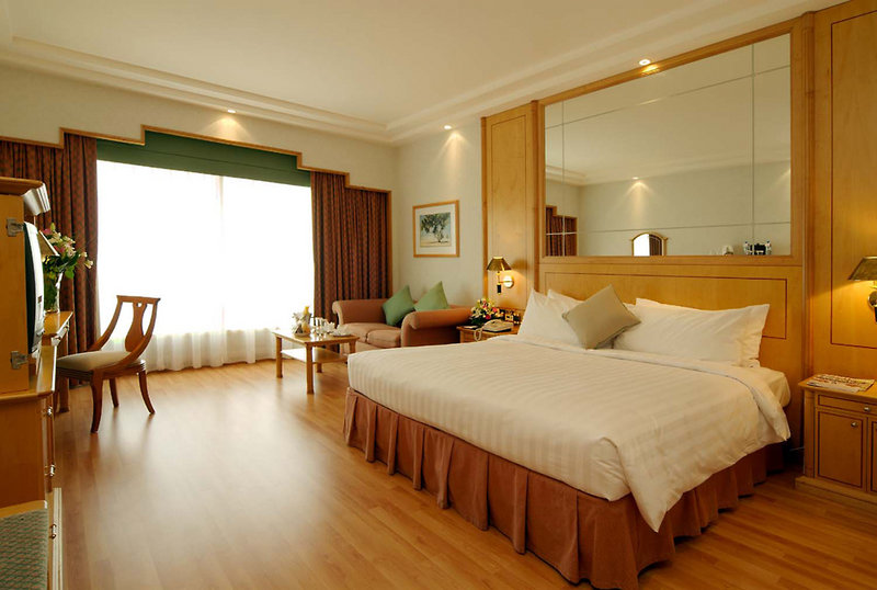 Crowne Plaza Abu Dhabi - 681