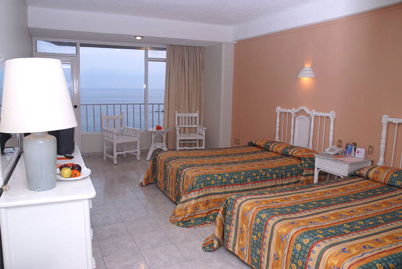 Krystal Beach Acapulco - 696