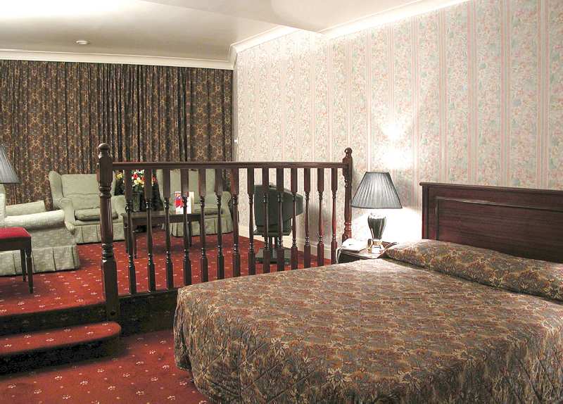 Sachas Hotel Manchester - 699