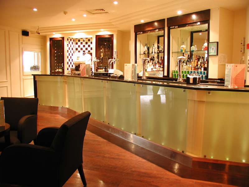 Mercure Telford Centre Hotel - 712