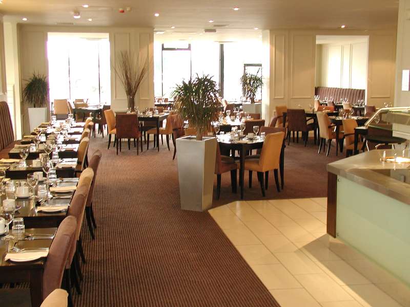 Mercure Telford Centre Hotel - 712